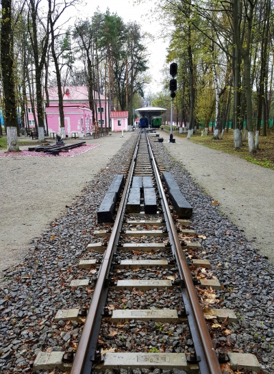 Свежий балласт на ст. Парк