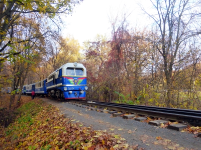 Поезд приближается к Белом мосту